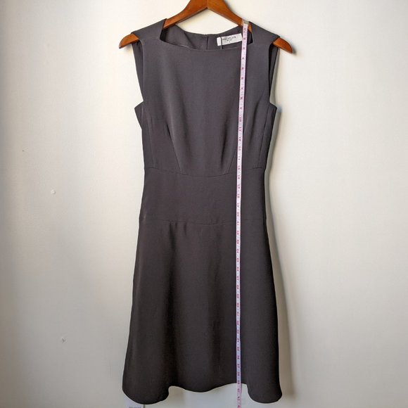 MM LaFleur Cindy Dress in Black - Picture 8 of 9